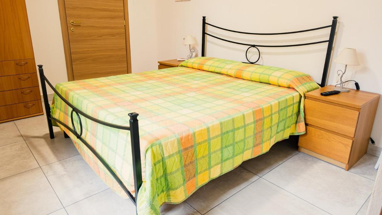 La Casa Di Nonna Agnese - Italian Homing Apartment Padenghe sul Garda Ngoại thất bức ảnh
