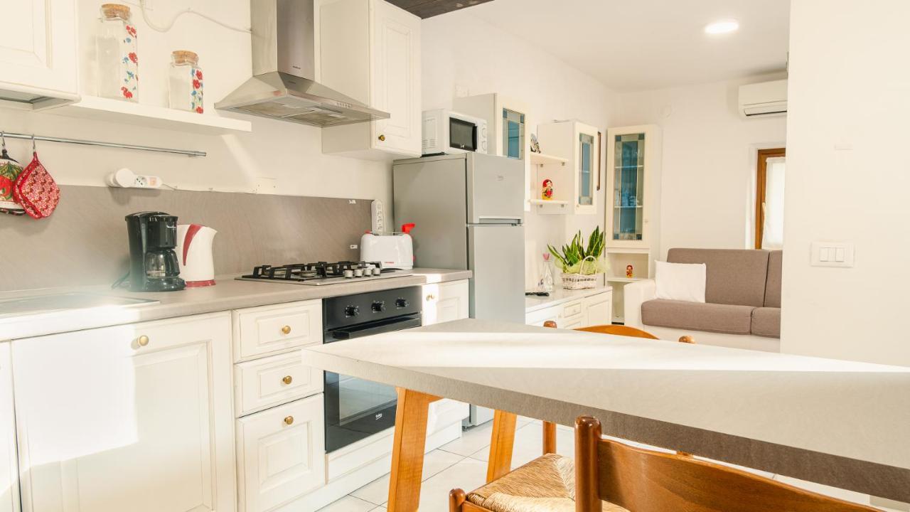 La Casa Di Nonna Agnese - Italian Homing Apartment Padenghe sul Garda Ngoại thất bức ảnh